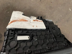 BMW 3 F30 F31 F35 Kesztyűtartó posta megoldható - kép 2