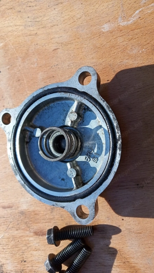 Yamaha Majesty 400 olajszűrő fedél - kép 2