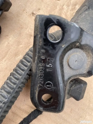 BMW F31 3 kombi csomagtér ajtó teleszkóp párban posta megoldható - kép 2