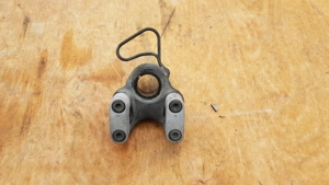 Yamaha Majesty 400 kormány tartókonzol