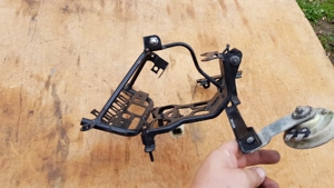 Yamaha Majesty 400 első idomtartó konzol - kép 6