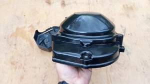 Suzuki Burgman AN 250 kuplung fedél burkolat - kép 3