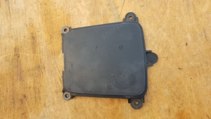 Suzuki Burgman 250 - 400 háttámla közép burkolat - kép 6