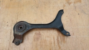 Malaguti Ciak 125 - 200 hátsó lengőkar - kép 5