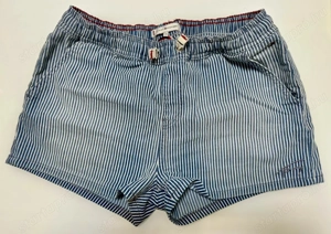 Tommy Hilfiger női rövidnadrág eladó 