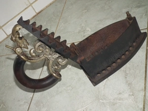 Ritka súlyos antik parazsas szenes vasaló - kép 6