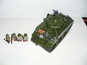 Lego 2. Világháborús Amerikai M4 Sherman Tank harckocsi 1180db + 4 katona ÚJ - kép 5
