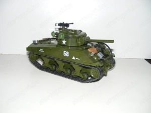 Lego 2. Világháborús Amerikai M4 Sherman Tank harckocsi 1180db + 4 katona ÚJ - kép 12