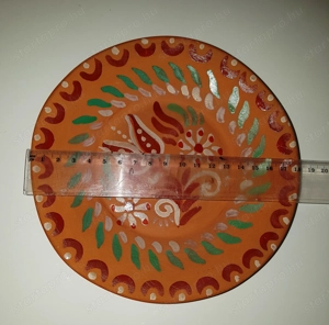 Együttes áron eladó három máztalan, kézzel festett falitányér - kép 4