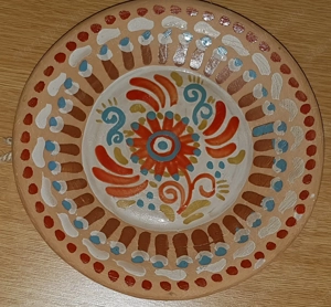 Együttes áron eladó három máztalan, kézzel festett falitányér - kép 7