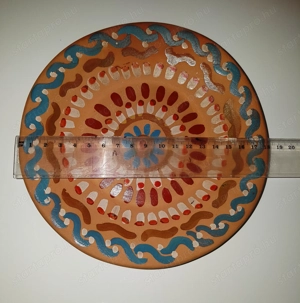 Együttes áron eladó három máztalan, kézzel festett falitányér - kép 3