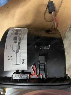 Skoda Superb III 3v0 863 284 9b9 hátsó hamutartó posta megoldható - kép 2