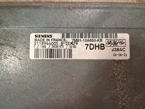 Ford Focus MK2 motorvezérlő ECU 7M51-12A650-KB - kép 2
