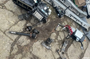 Toyota Avensis T27 D4D 2011-es balos rövid féltengely, váltókulissza, stb ami a képen szerepel  - kép 3