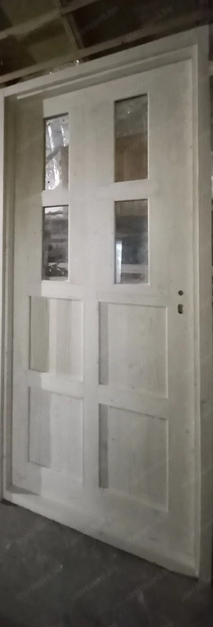 Új,még fóliázott bejárati ajtó eladó. - kép 2