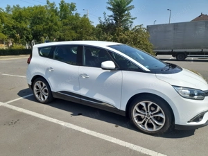 Eladó Renault Grand Scenic kevés kilómétert futott, kitűnő állapotú. - kép 5