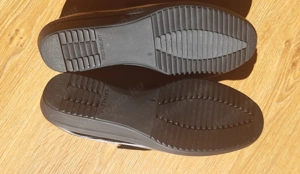 AKCIÓ! Tépőzáras, kényelmes, fekete színű, cipő, eladó. - kép 2