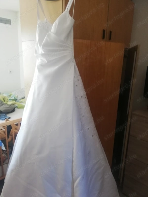 Mennyaszonyi ruha eladó