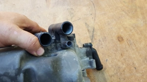 Aprilia Scarabeo Light 400 gyújtásfedél vízpumpával - kép 2