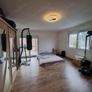  Monor központi részén 115 m2-es, teljesen felújított társasházi lakás 800 m2 saját telekrésszel - kép 6