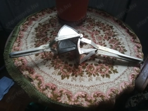 Krumplinyomó gesztenye passzírozó népi falusi konyha eszköz  10000ft óbuda személyesen óbudán lakcim