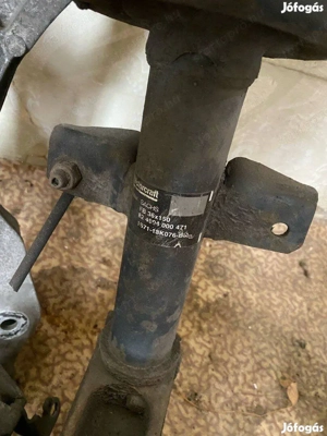Ford Mondeo jobbos balos lengéscsillapító rugó féktárcsa betéttel stb  - kép 2