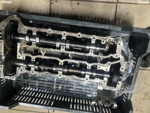 Mercedes 3.0 V6 170kw motorkód: 642 820 hengerfej vezérműtengellyel himbasorral leszorítóval - kép 2