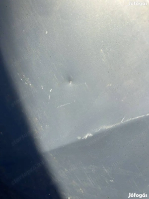 Renault Megane II. motorháztető 2002-2009 kis hiba fotózva - kép 3