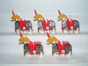 Lego Castle figurák állatok Ló lovak állat Oroszlános páncélos harci ló 5db ÚJ - kép 3