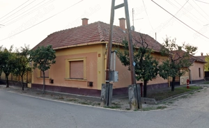 Kertes családi ház akár két generációnak is