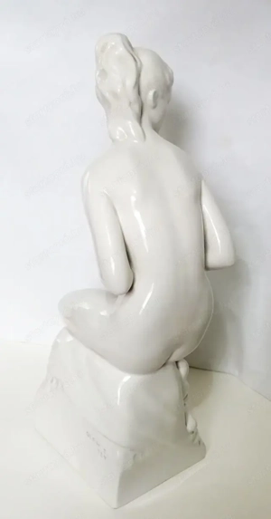Fürdés után. Porcelán akt nagy méret. Oláh Sándor képzőművész alkotása 1959. - kép 2