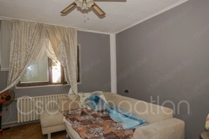 Kapuvár - kiváló helyen 2 szoba nappalis ház eladó - kép 3