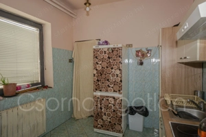 Kapuvár - kiváló helyen 2 szoba nappalis ház eladó - kép 6