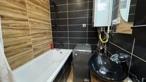 Nyíregyháza belvárosban 53 nm-es 2 szobás, belső szintes fiatal tégla lakás eladó. - kép 4