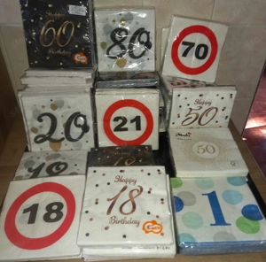 Üzletbezárás miatt 110 csomag party papír szalvéta eladó, ÚJ! - kép 3