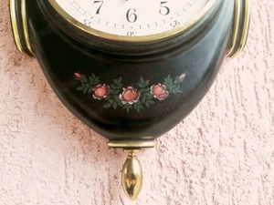 Junghans elemes fali óra fa házban, festett dekorációval - kép 2