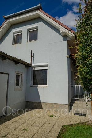 Csorna - Azonnal költözhető, 3 hálószoba + nappalis családi ház ELADÓ - kép 14