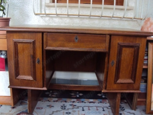 Eladó - diószinű koloniál íróasztal