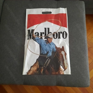 Retró reklámszatyrok, 31 db - kép 4