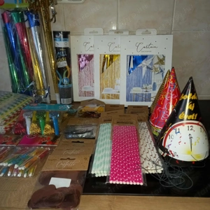 Üzletbezárás miatt MIKULÁS, KARÁCSONY ÉS SZILVESZTERI árukészlet eladó - kép 16