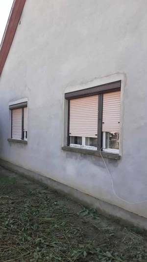 Családi ház eladó melléképületekkel  - kép 4