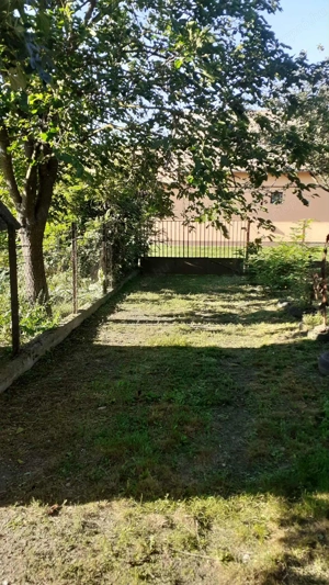 Családi ház eladó melléképületekkel  - kép 7