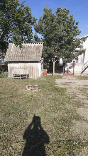 Családi ház eladó melléképületekkel  - kép 13