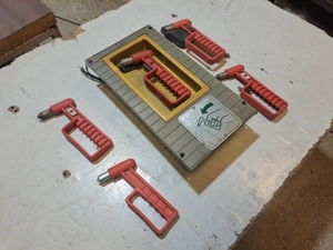 Eladó busz valószínűleg Ikarus üvegtörő kalapácsok   kalapács - kép 2