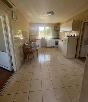 Kiskunhalas Olajbányász utcában felújított 2 szobás kertes ház eladó! - kép 3