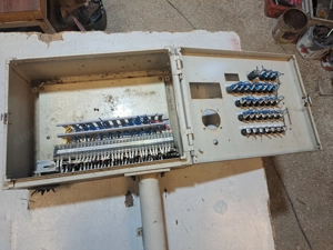 Eladó villamos kapcsoló szekrény 30x40x16 Rittal elektromos elosztó - kép 6