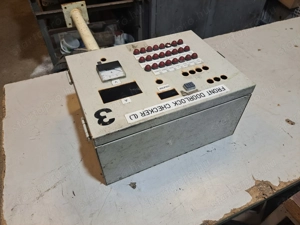 Eladó villamos kapcsoló szekrény 30x40x20 Rittal elektromos elosztó - kép 5