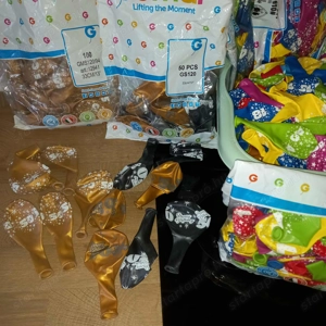 Üzletbezárás miatt számos feliratú GUMILUFI árukészlet eladó - kép 2