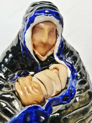 Madonna, ölében Jézuskával mázas kerámia szobor, egyedi műtárgy - kép 4