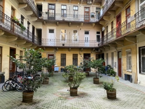 Kiadó galériás garzon Budapest VI. kerületében  Rózsa utcában. - kép 13